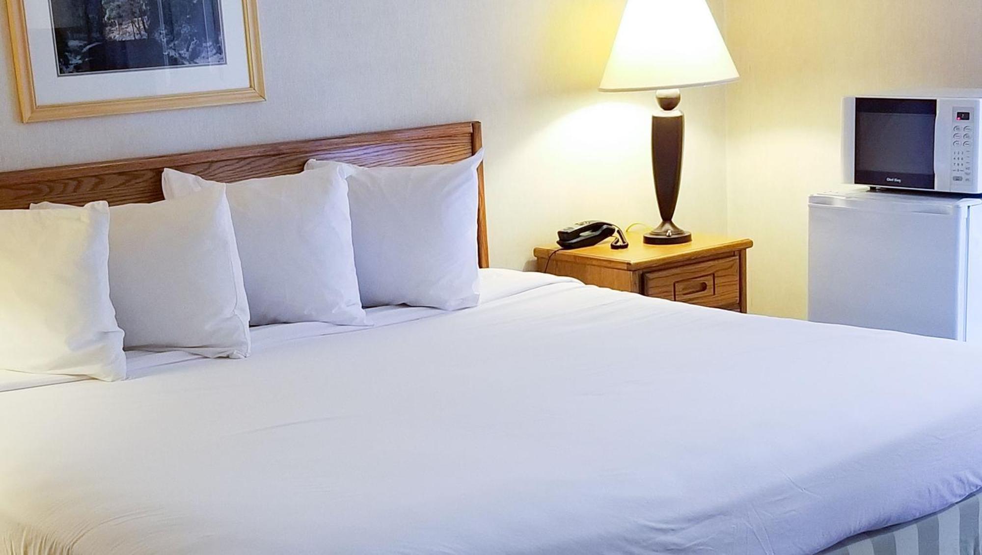Magnuson Hotel Ely Eksteriør billede